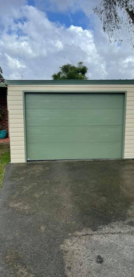 garage door installers in wamberal